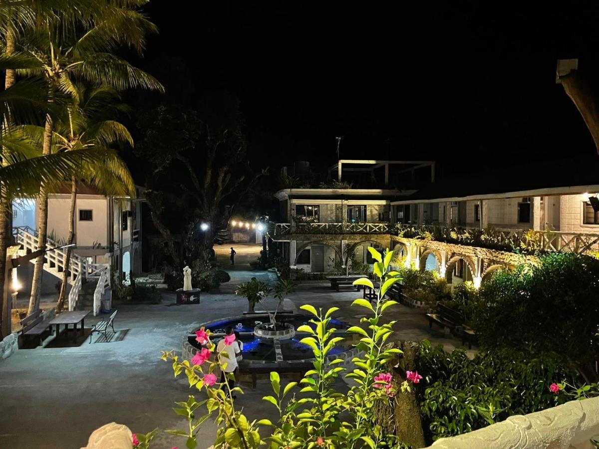 Sunbloom Beachfront Hotel And Restaurant Zambales Sinabacan Экстерьер фото