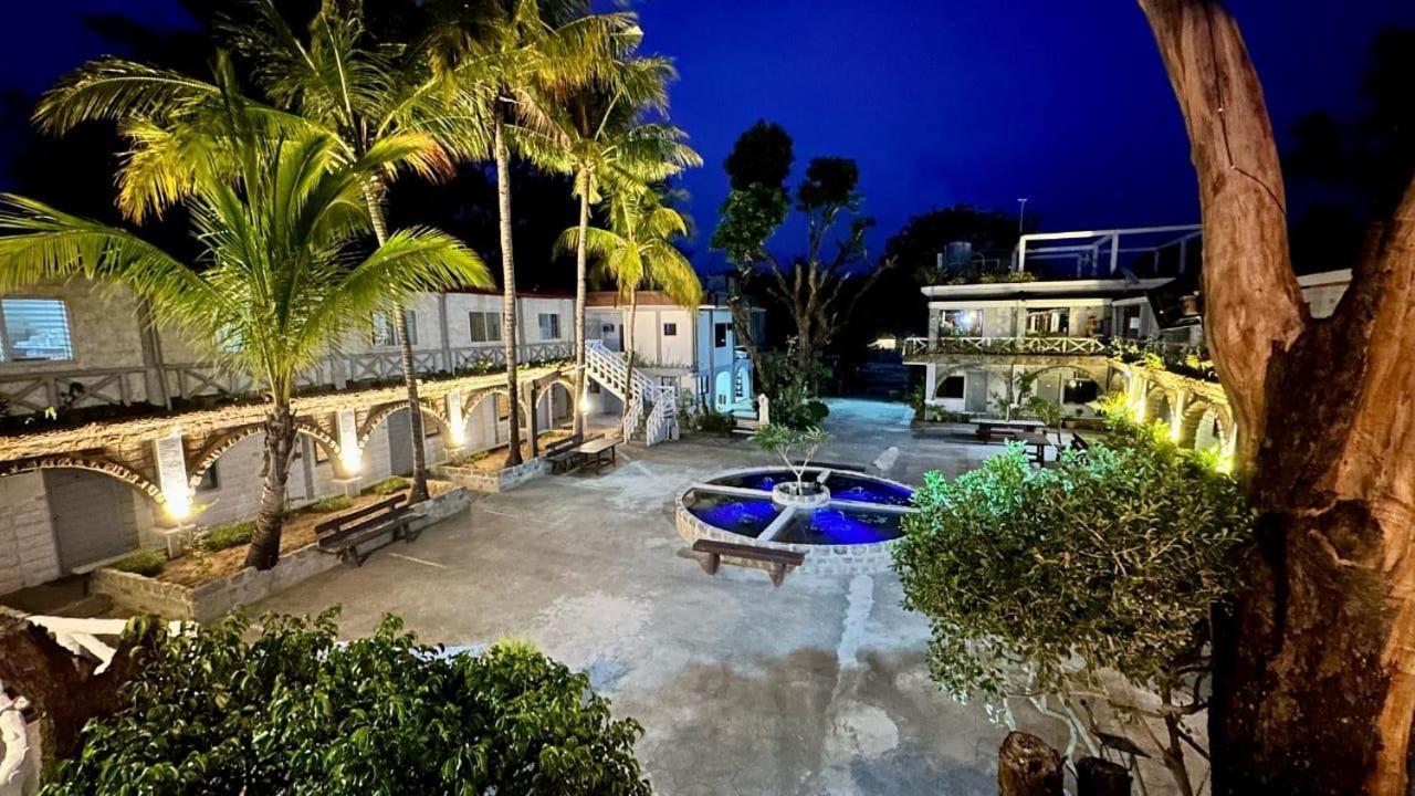 Sunbloom Beachfront Hotel And Restaurant Zambales Sinabacan Экстерьер фото
